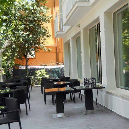 Hotel Favorita Cesenatico Exteriér fotografie