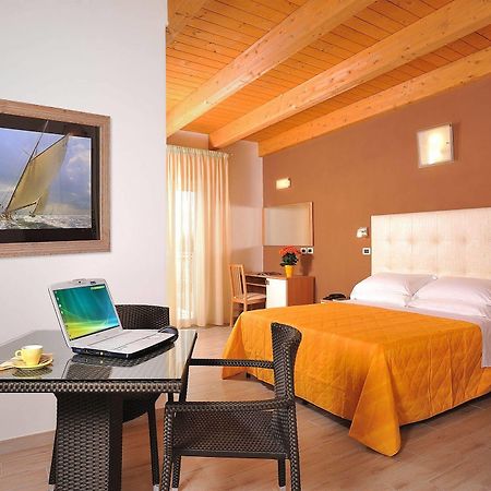 Hotel Favorita Cesenatico Exteriér fotografie