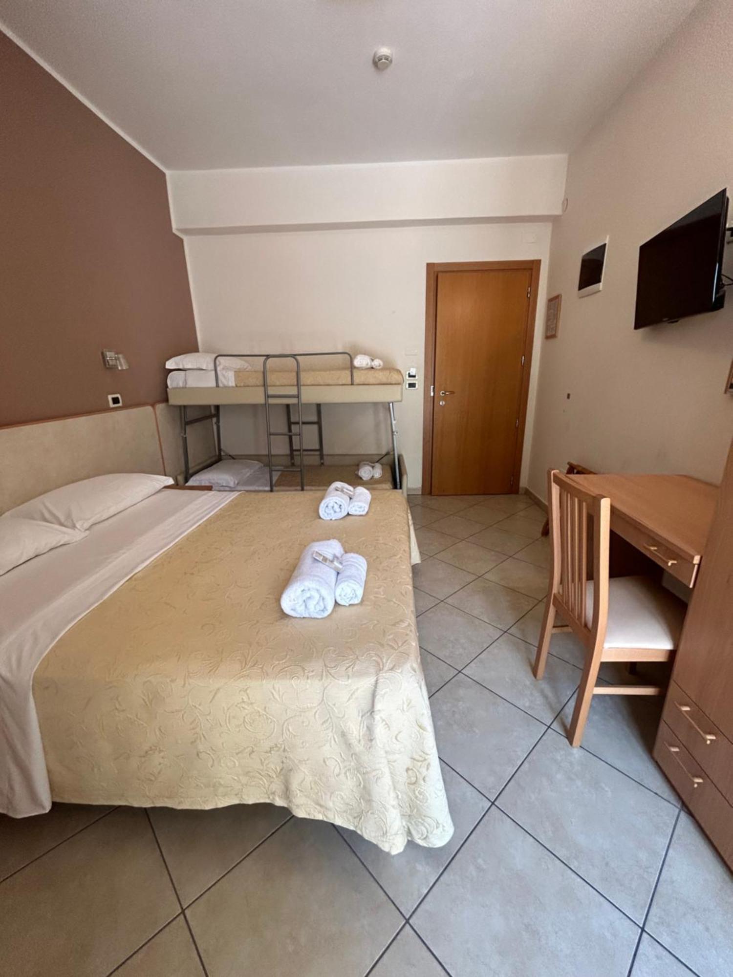 Hotel Favorita Cesenatico Exteriér fotografie