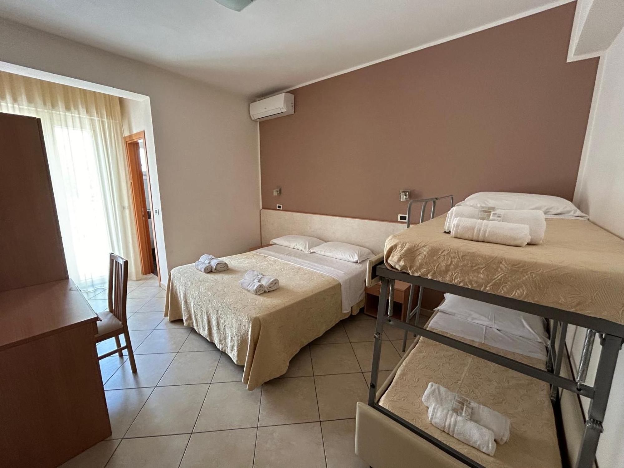 Hotel Favorita Cesenatico Exteriér fotografie