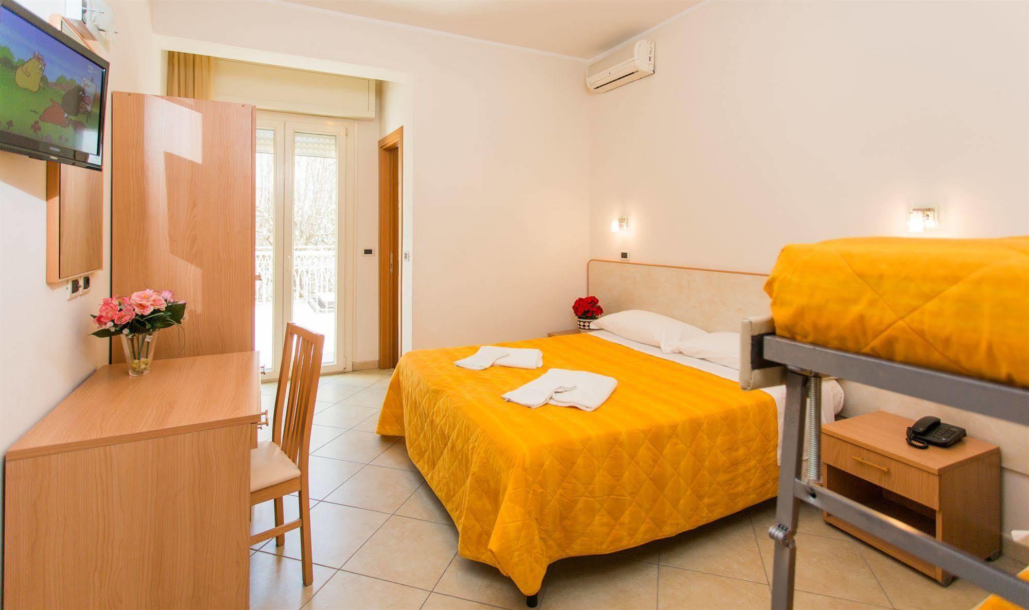 Hotel Favorita Cesenatico Exteriér fotografie